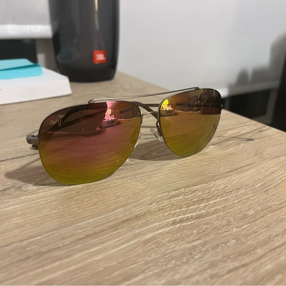 Maui Jim Sunglasses - Picture 6 of 6